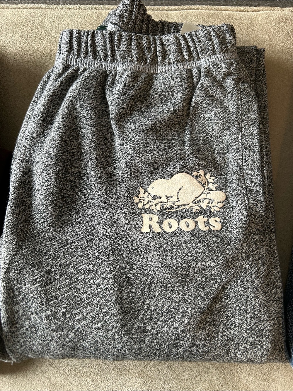 Bundle - Roots Sweatpants - 3 pairs - Picture 6 of 7